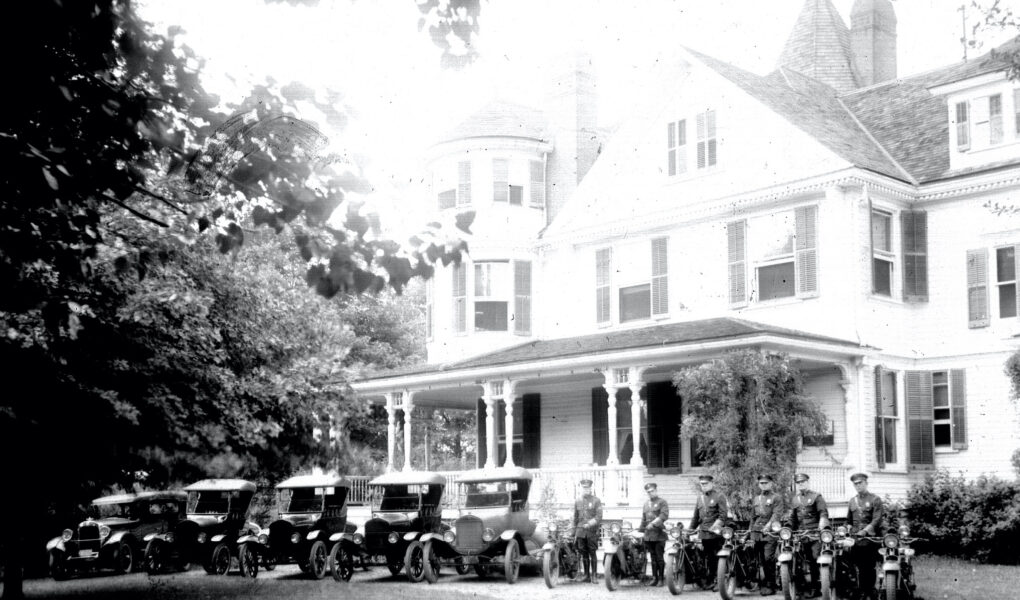 Old Ridgefield – A Toast To the Grog-Drinkers and Brandy Tipplers